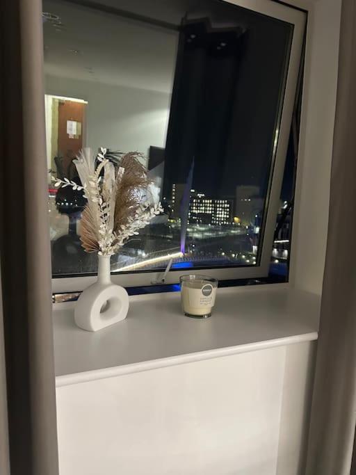 Mediacity Studio Apartment Salford-Quays مانشستر المظهر الخارجي الصورة