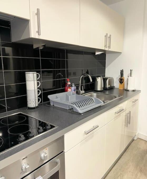 Mediacity Studio Apartment Salford-Quays مانشستر المظهر الخارجي الصورة